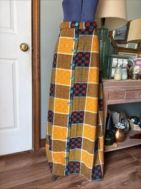 VINTAGE 60s/70s Women’s Button-Front Plaid Maxi Skirt in Mustard and Blue